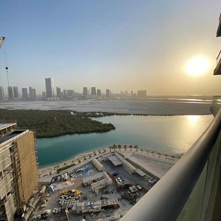 Large Size One Bedroom Apartment With Sea View Abu Dhabi Luaran gambar