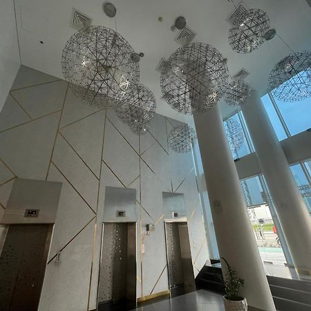Large Size One Bedroom Apartment With Sea View Abu Dhabi Luaran gambar