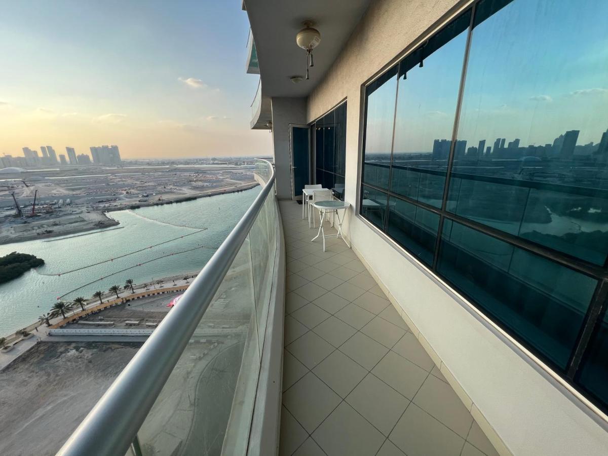 Large Size One Bedroom Apartment With Sea View Abu Dhabi Luaran gambar